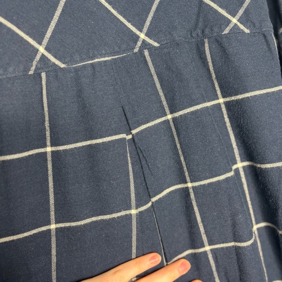 LUNYA Navy Blue Windowpane Flannel Shirt Cropped Boxy Fit Loungewear Size XS/S - Picture 5 of 5